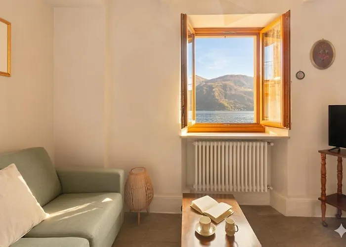 Le Finestre Sul - Maggiore Estate By Ginin Appartamento